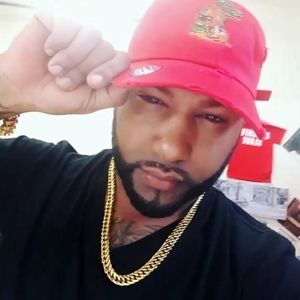 Meet your Posher, Ace